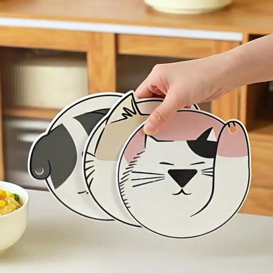 PVC Placemat, Cute Animal Heat Insulation Mat, Non Slip Scratch Resistant Coaster for Cups And Pots, Waterproof Table Protector