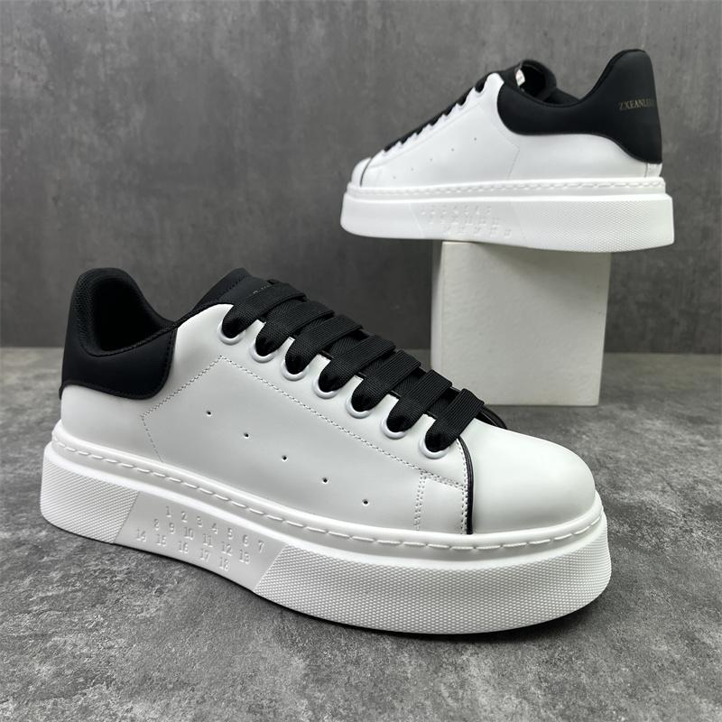 

Мужские повседневные модные кроссовки для скейтбординга на четыре сезона, удобные для студентов, трендовые кроссовки для мальчиков с мягкой подошвой, дышащая обувь 44 чёрный/белый