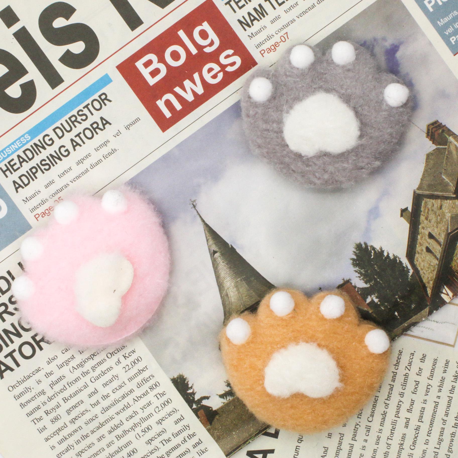 

Трендовые 3D плюшевые чехлы для телефона в виде кошачьей лапки и аксессуары: Украшения «Медвежья лапа», резинки для волос и многое другое