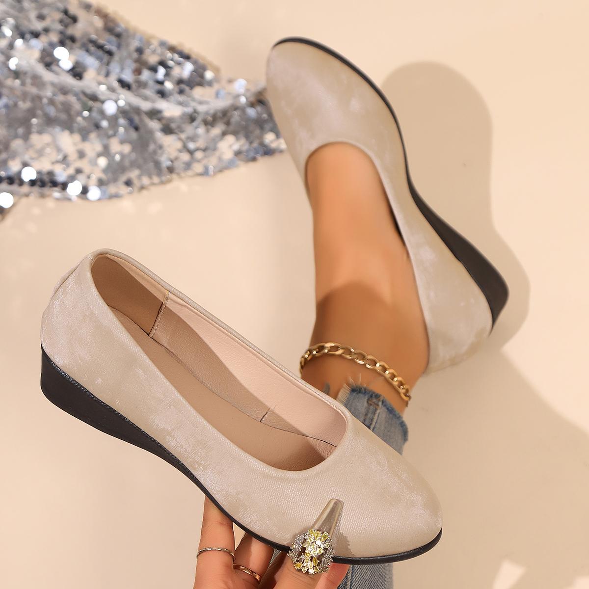 

Весенние женские туфли на плоской подошве, новые туфли-лодочки с острым носком, конфетные цвета, туфли-лодочки на плоской подошве, женские балетки из флока, удобные кроссовки для женщин 36