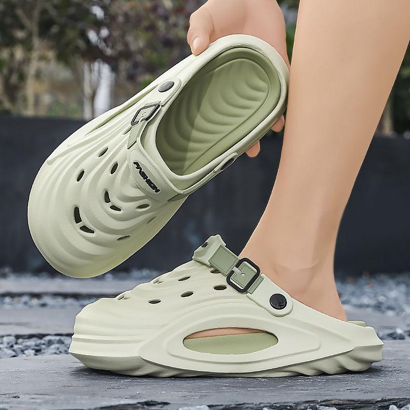 Fashion Shevalues 2025 New Men's Slippers EVA Soft Sole Comfortable Male Hole Shoes Outdoor Leisure Beach Slides Fashion Summer Sandals