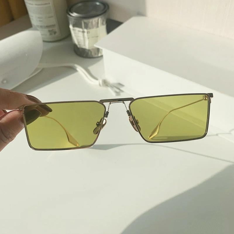 Retro Rectangle Sunglasses Women metal frame Vintage Small Frame Sun Glasses Ladies Classic Black Square