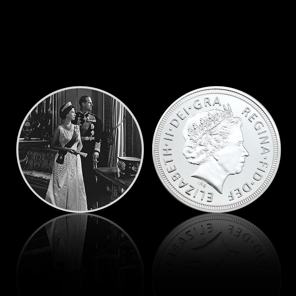 Queen Elizabeth commemorative coins, 10 pieces, Elizabeth commemorative coins for various age groups, family collection