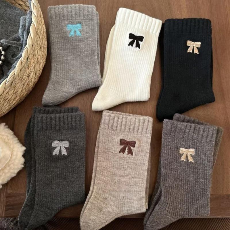 Bowknot socks, Korean-style women's autumn and winter warm plush retro mid-calf socks, brown mid-calf women's socks