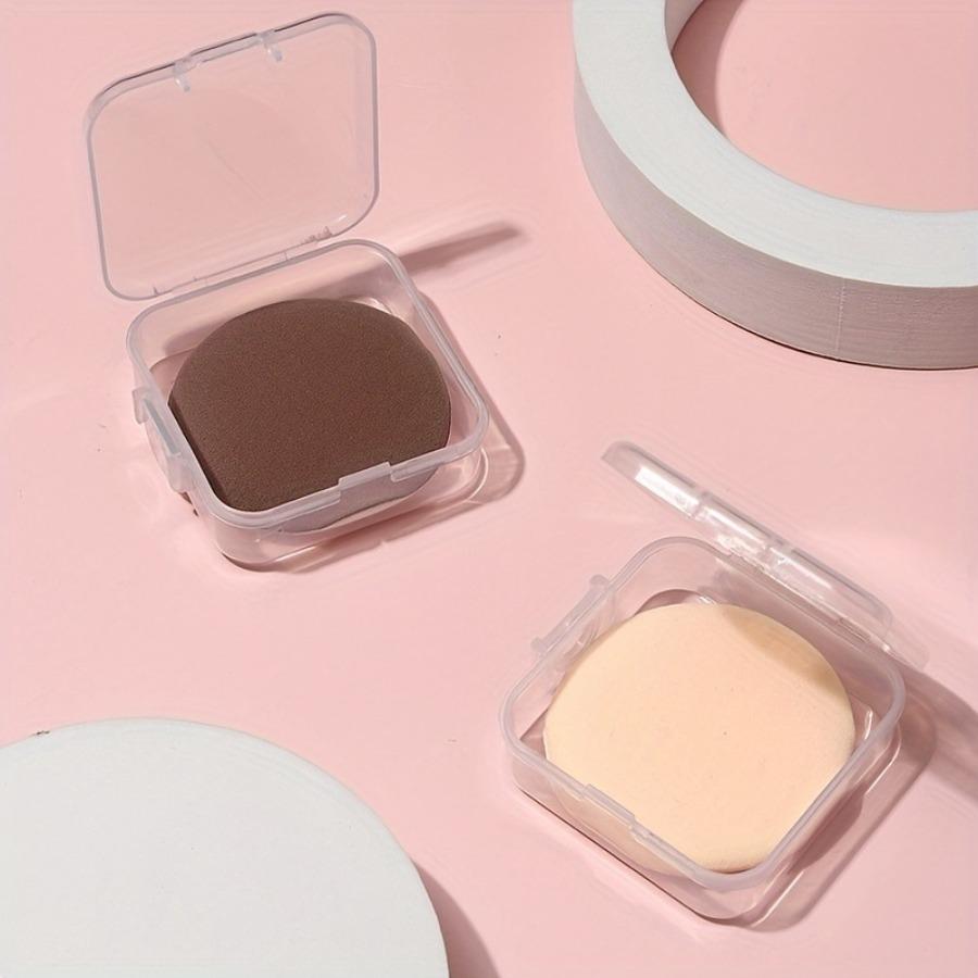 A Transparent Square Makeup Box with a Lid - a Dustproof, Lightweight, Travel-Friendly Cosmetic Storage Case
