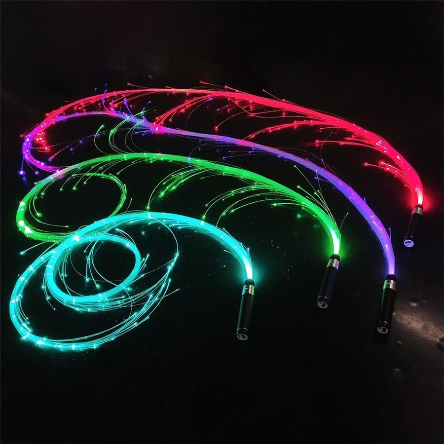 

150 см RGB светодиодный оптоволоконный кнут, вращение на 360°, больше режимов и эффектов, подсветка, развевающееся праздничное освещение, оптоволоконные танцевальные кнуты