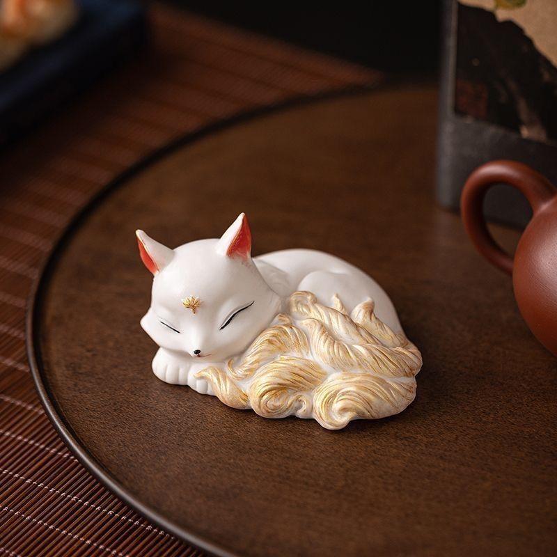Nine Tailed Fox Statue Ceramic Animal Sculpture Mythical Creature Home Decor Living Room Tabletop Ornament Oriental Art Gift