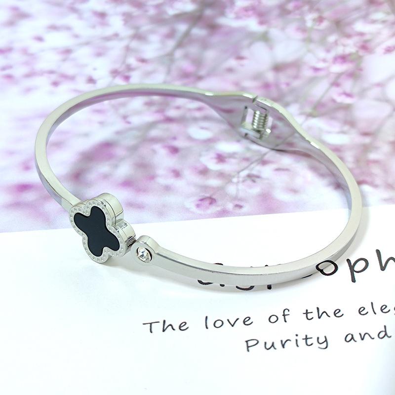 

Модный браслет из розового золота с четырьмя листами клевера и титана, модный браслет для женщин, новый индивидуальный браслет из нержавеющей стали