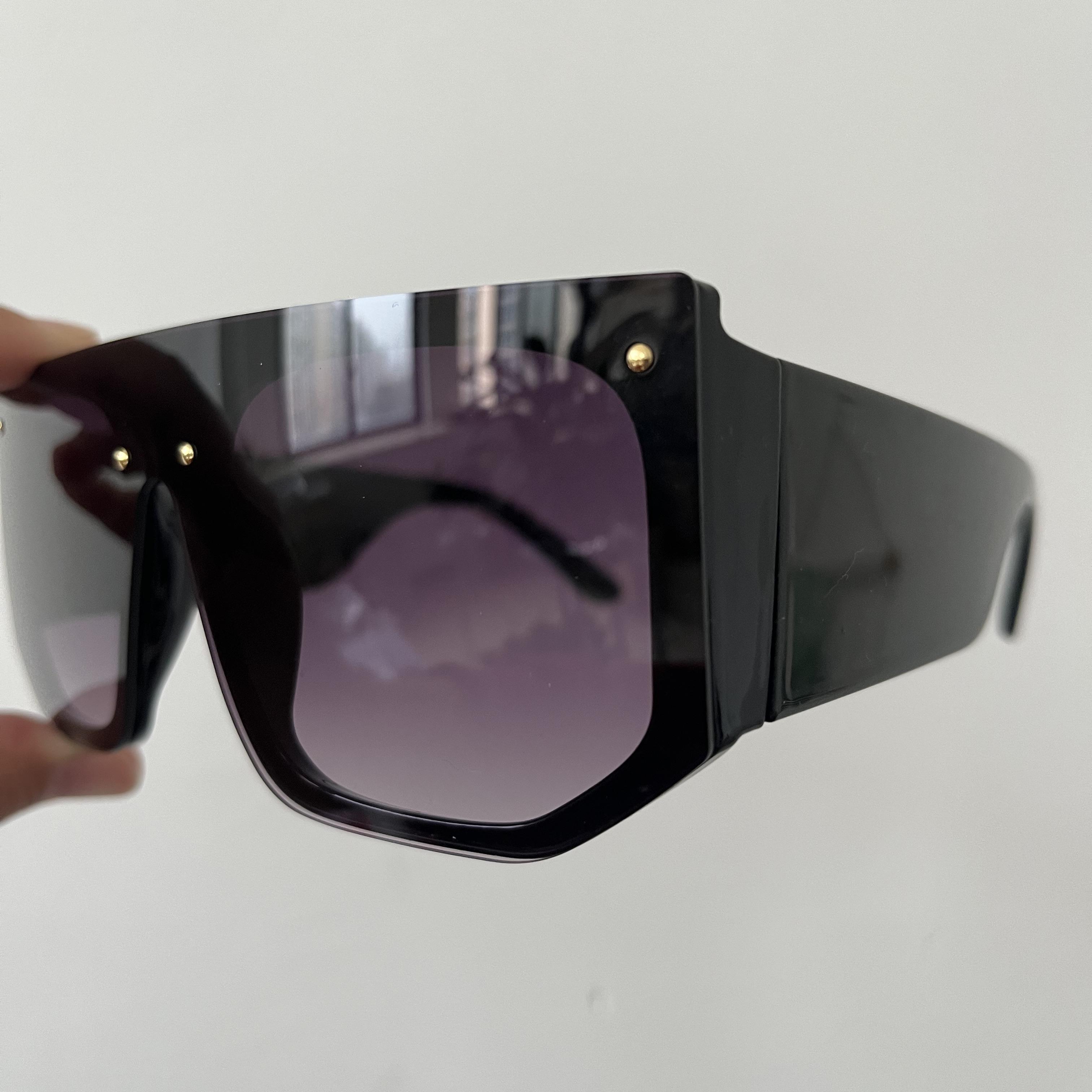 

Винтажные Оверсайз Солнцезащитные Очки Женские Мужские Роскошные Дизайнерские Плоский Верх Большая Рама Солнечные Очки UV400 Дорожные Заклепки Очки