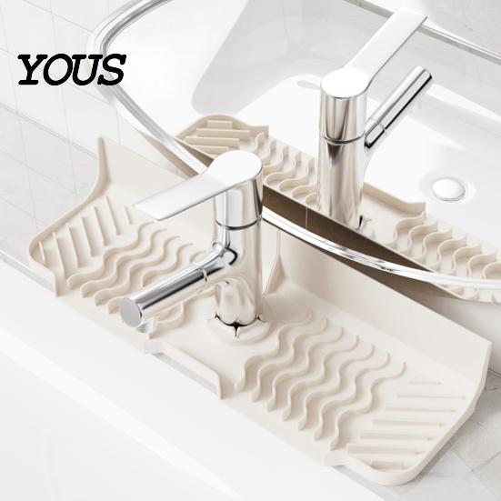 Silicone Countertop Protector Faucet Mat for Kitchen Sink, Foldable Sink Splash Guard with 7 Degree Counter Organizer Slope And Snap Lock, Water
