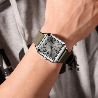 The Watch Is Simple And Exquisite, And The Student Watch Is A Commuter Versatile Silicone Waterproof Quartz Watch.