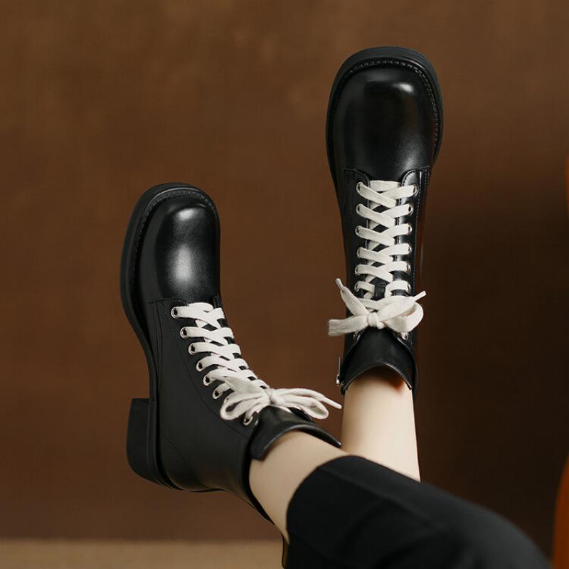 Autumn and Winter New Leather Martin Boots Women's Thick-soled Non-slip Large-size Women's Boots Side Zipper Korean Version Square and Medium Boots
