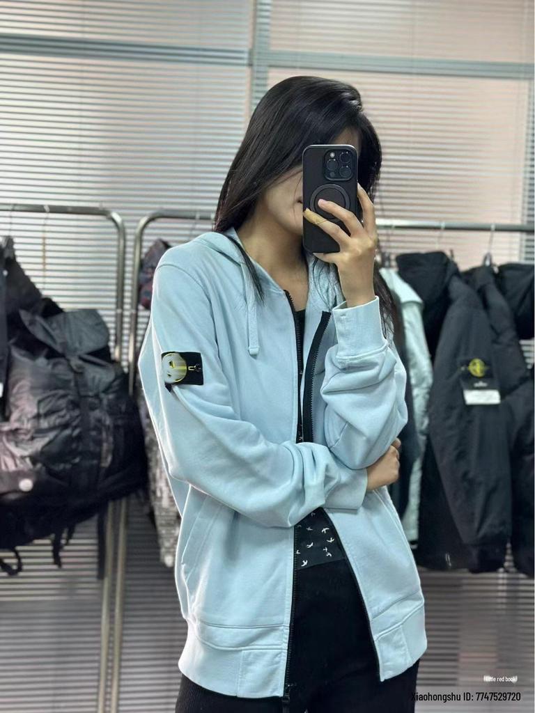 Revised Unisex Stone Hoodie: Autumn/Winter Solid Color, Sleeve Patch, Badge Style Zipper Sweatshirt Jacket.