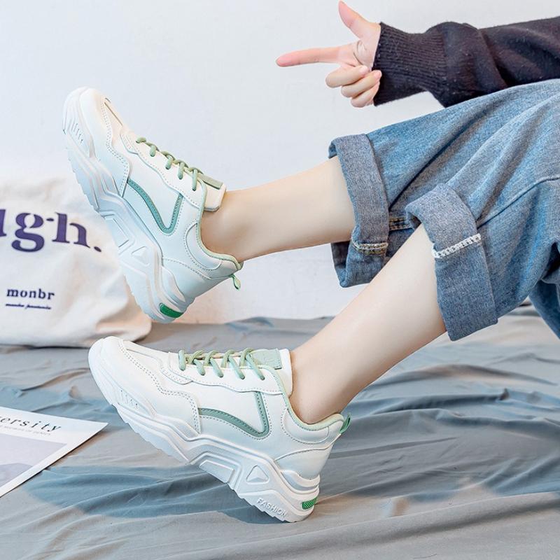 Fashion 2025 New Women's Sneakers Lace Up Women Casual Shoes Non Slip Student Outdoor Walking Shoes Comfortable Women Shoes High Quality