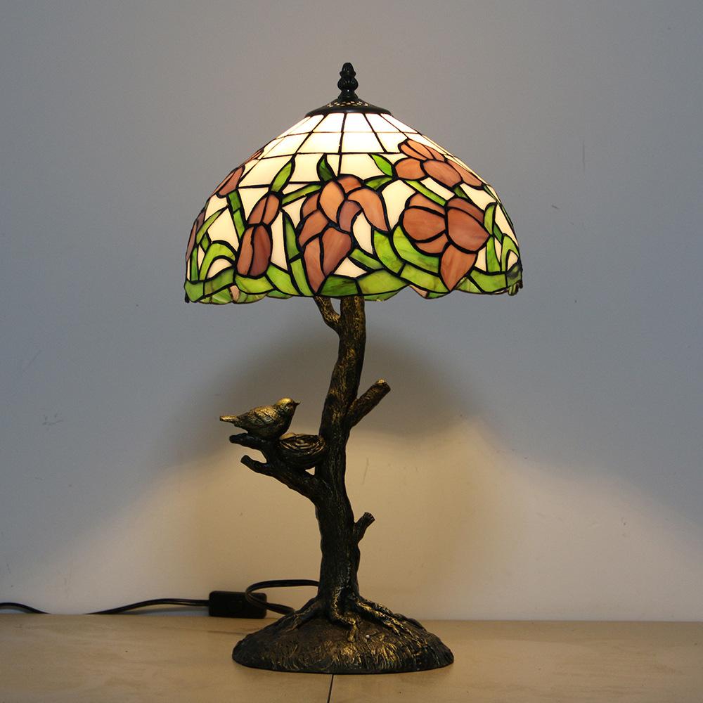 European and American New Products Retro Tiffany Lighting Bedside Interior Decoration Lamp Butterfly Flower Reading Lamp