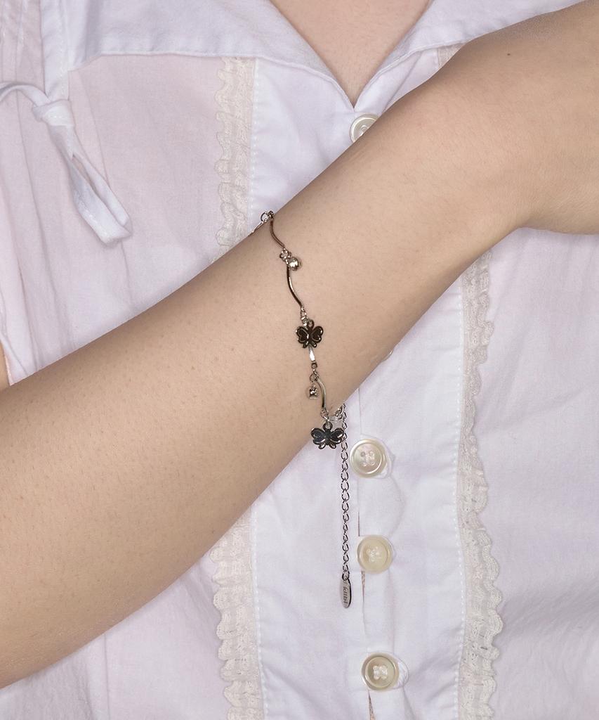 Kiibi Butterfly Cubic Bracelet Silver
