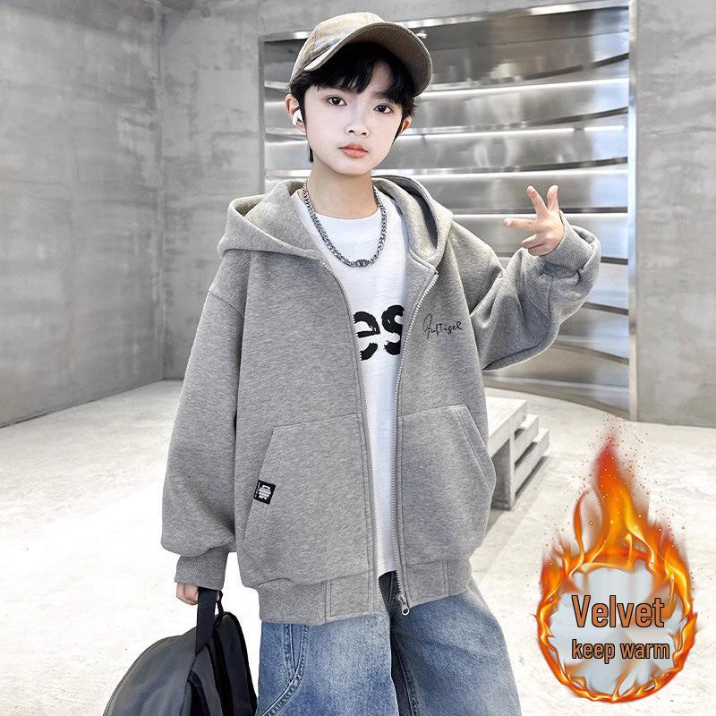 Chłopięca bluza rozpinana z kapturem - Kolekcja Jesień/Zima 2025