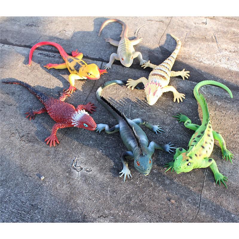 Kids' Educational Squeaky Lizard Science Toy: Fun & Interactive Gift