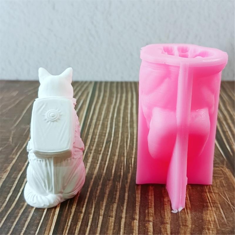 Cats Astronaut Molds Silicone Mould Ornament Molds Handmade Candle Molds Soap Molds Casting Molds for Home Decoration