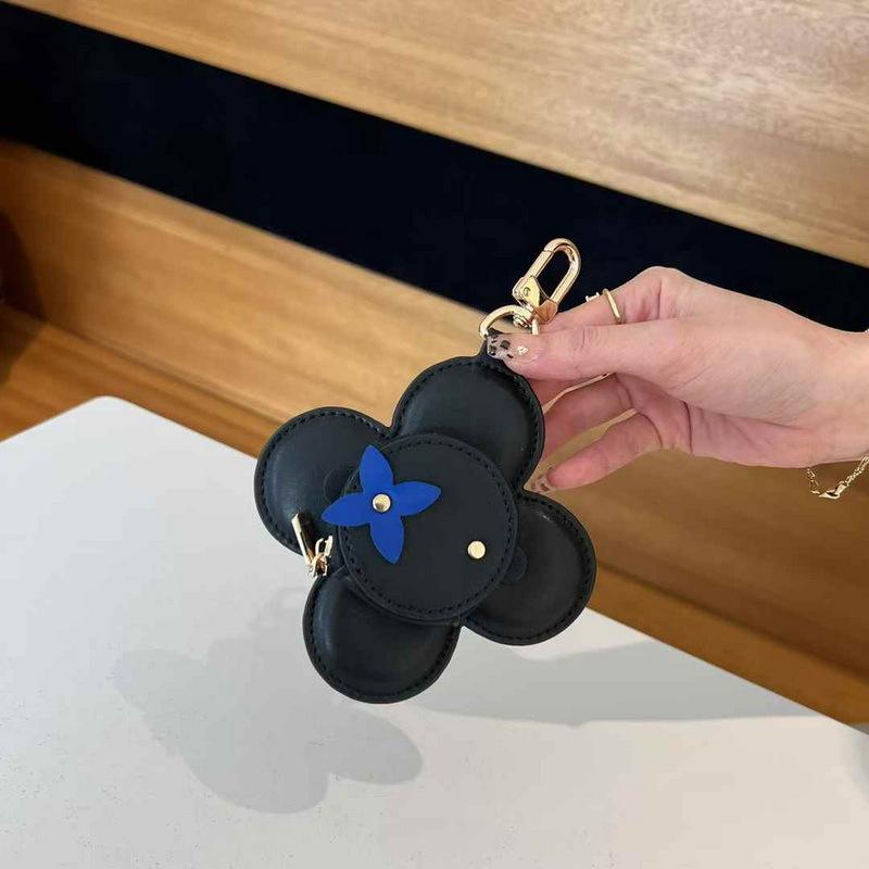 2025 New Leather Pendant Leather Mini Earphone Bag Sunflower Color Blocked Pendant Wallet Cross Border Batch