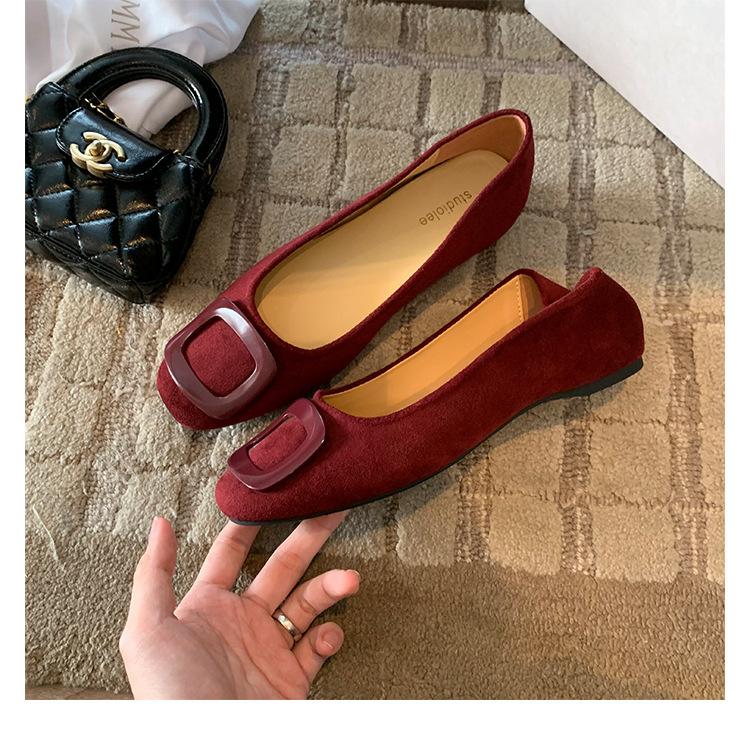 Sheepskin Version~ Gentle Wind Leather Square Head Shallow Mouth Single Shoes Women's New Versatile and Not Tired Foot Square Buckle Commuter Flats