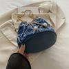Borsa a tracolla in denim con catena e chiusura a coulisse per la moda quotidiana da donna