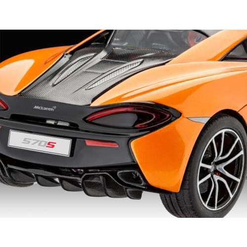 Revell 1/24 Scale McLaren 570S Plastic Model Kit 07051