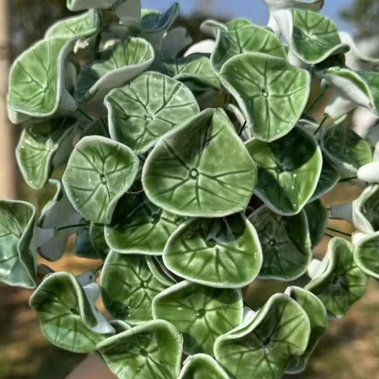 Handgefertigte Keramikblume Realistische Kunstblume mit Drahtstiel Zuhause Büro Wohnzimmer Vase Künstlich Bunt