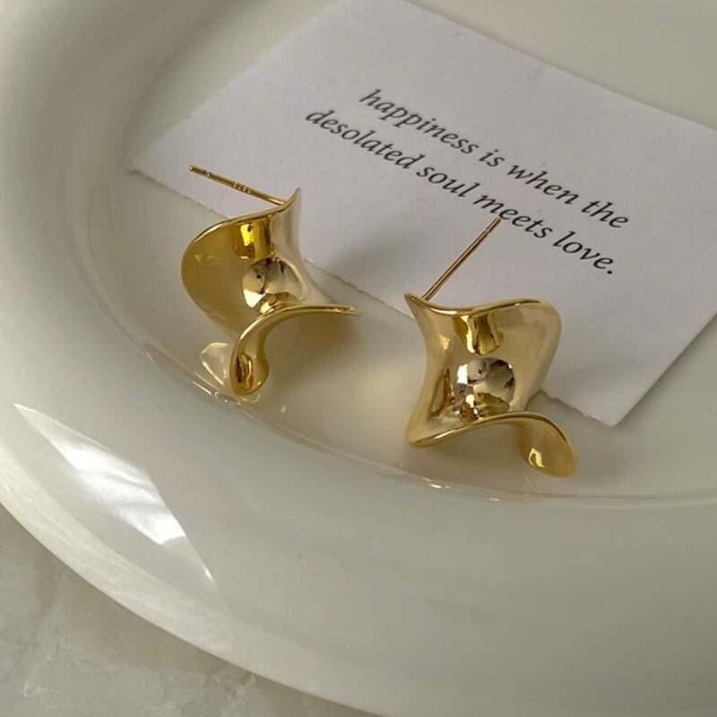 Female Niche Personality Versatile Temperament Fashionable Earrings