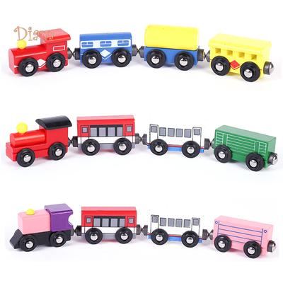 Baby Bear 4Pcs Magnetic Wooden Miniature Train Carriage Model Developmental Kids Toy Gift