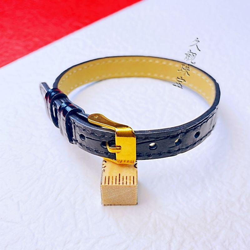 

Новое поступление Змея Годовой ремешок для часов Красный ремешок Кожаный шнурок Браслет Регулируемый Золотой Компас Восемь Сокровищ 6 Волос 8 Волос 10 Волос 12 23cm 10mm wide black leather(About 2mm thick)