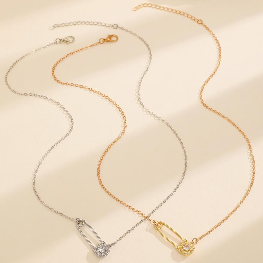 Enkelhet Premium Känsla Pappersklämma Afrikansk Krysantemum Formad Halsbandshänge För Kvinnor