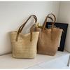 Seaside vacation straw bag spring and summer new woven large-capacity shoulder beach bag fashion tote bag