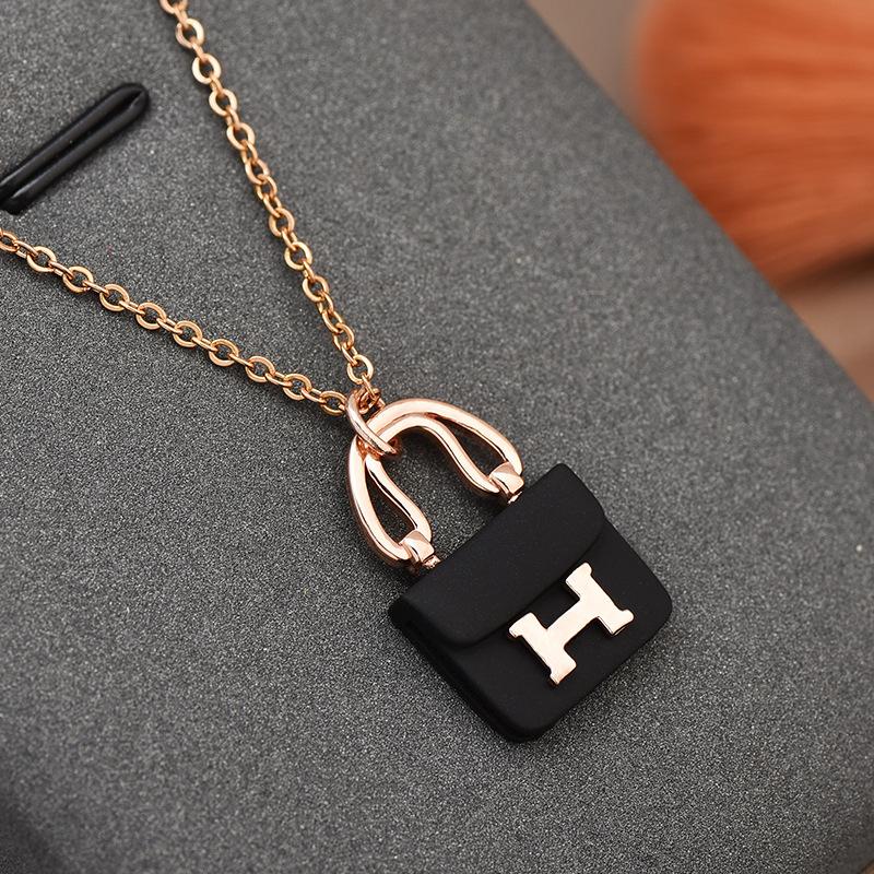 Female H Letter Bag New Versatile Ins Clavicle Chain Accessories Black Accessories Pendant Necklace 60CM(Necklace Long)