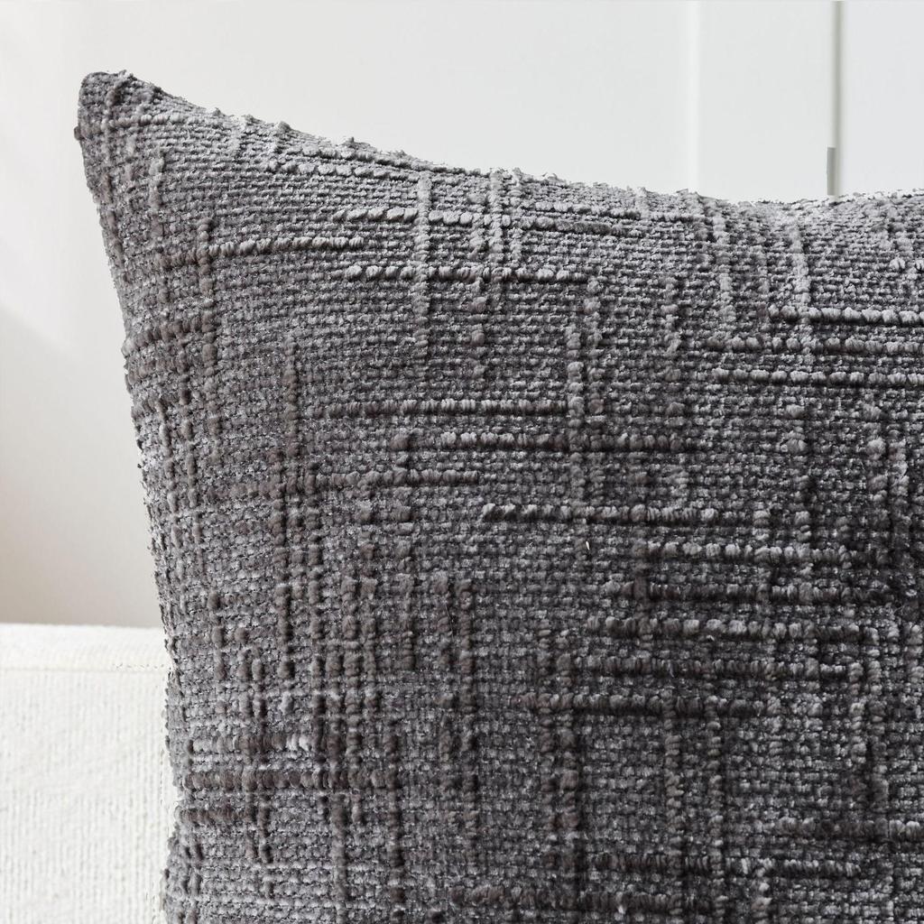 Coarse Yarn Bamboo Joint Pattern Chenille Cushion Cover