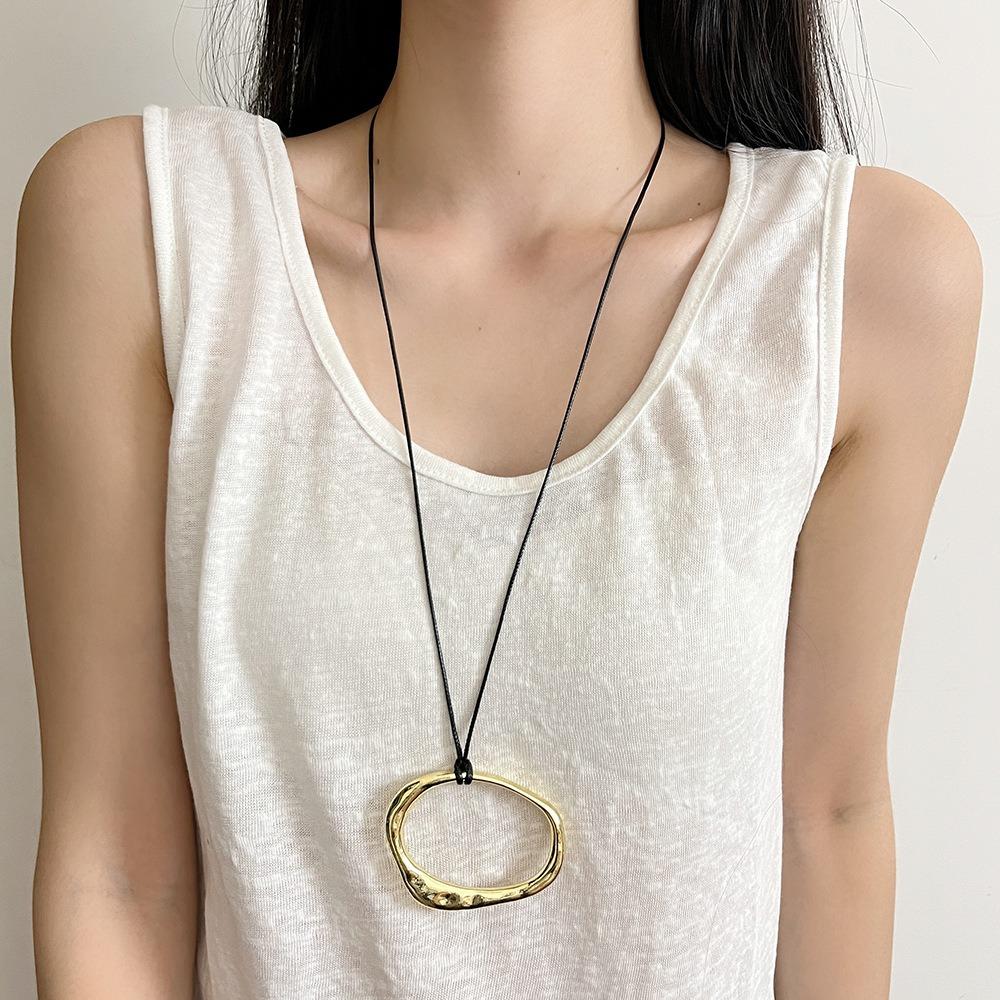 Long Leather Rope Women Necklace Geometric Pendant Necklaces Fashion Collarbone Chain