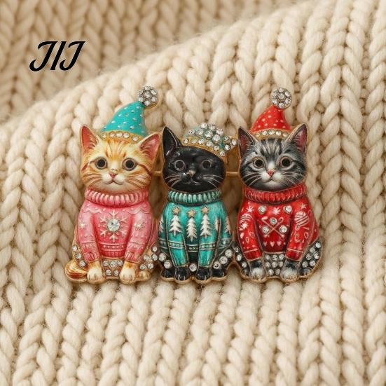 Cat Lover Accessory Christmas Three Brooch Pin, Men Women Rhinestone Kitten Decorative Pin Lapel Badge for Clothing Bags Scarves Sweaters Sweater