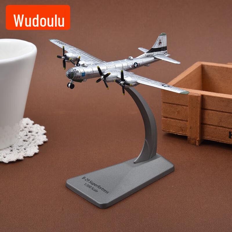 Stormwalker 1:300 B-29 Bomber Aircraft Model