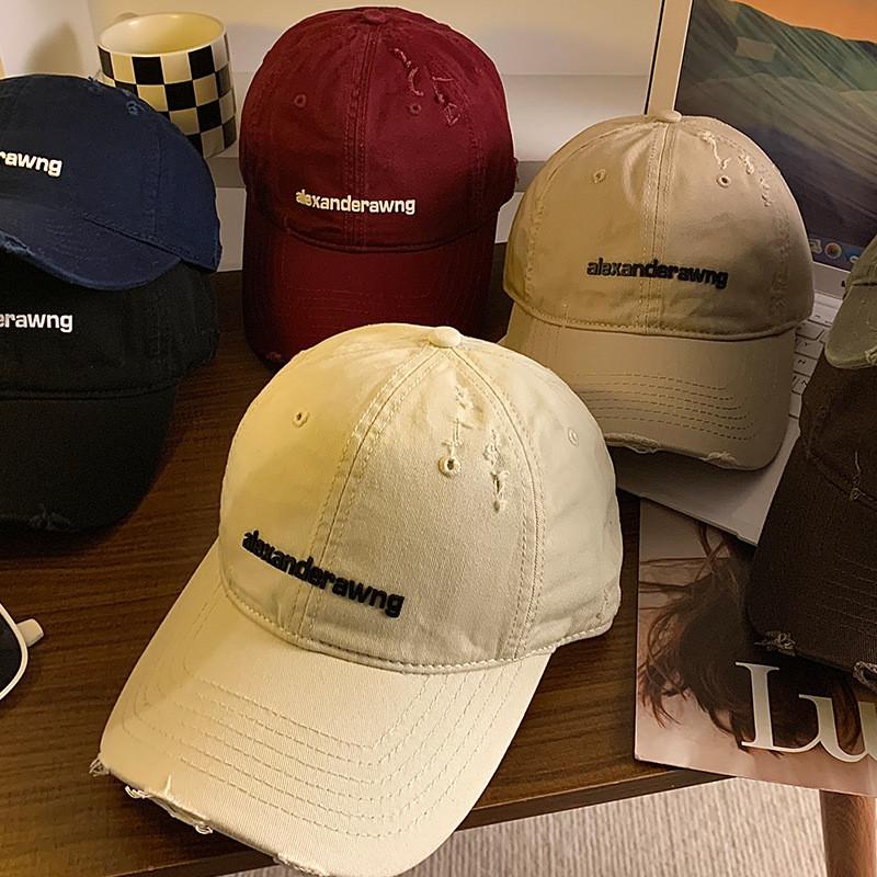 Adjustable Baseball Cap For Adults With Distressed Look For Wear Seasonal