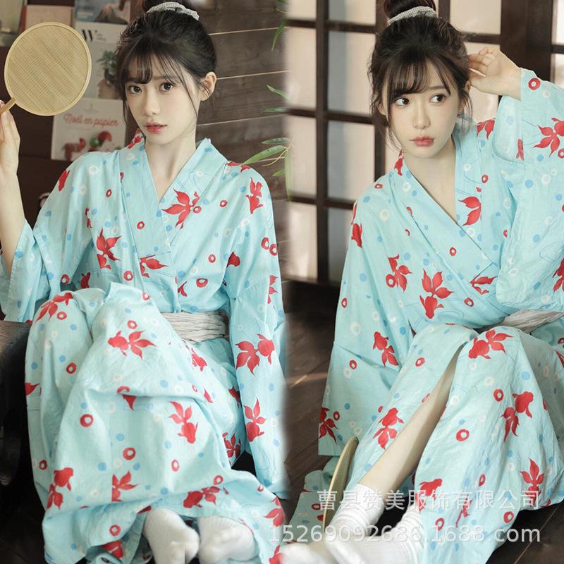 Japanese Furisode Kimono: Women's Traditional Formal Wear for Photography