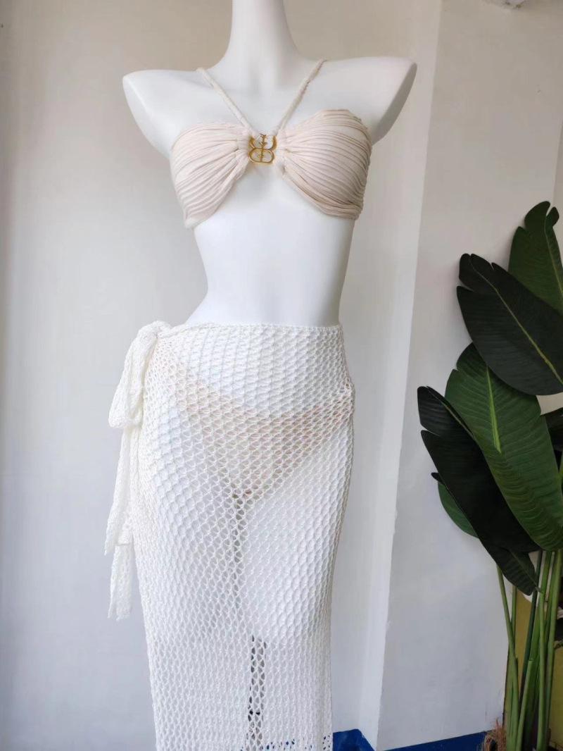 

Women s Bikini Swimsuit with Metal Buckle, European & American Style, with Chest Pad, B Buckle Design, Ins Style. L