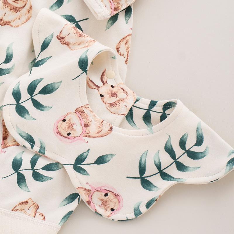 Unisex Pure Cotton 360° Petal-Shaped Absorbent Bib for Newborns