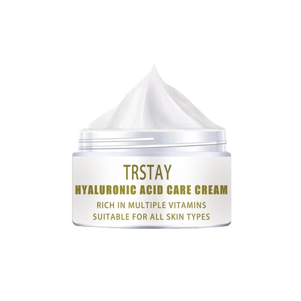 The wrinkle-smoothing cream is gentle and non-irritating, smoothing wrinkles, lightening fine lines and leaving skin soft and refined