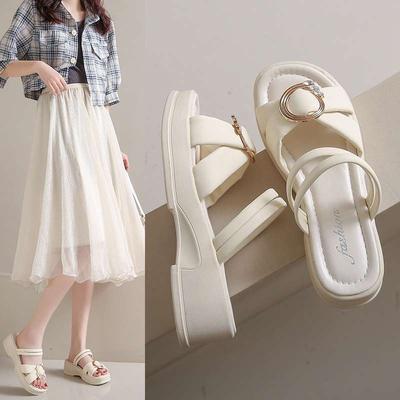 Feenstil mit Plateau-Römersandalen mit Rock Damen 2025 Sommer neue Mode zwei Tragemöglichkeiten Umstandskühle Hausschuhe Damen