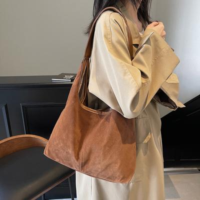 Winter Popular Maillard Big Bag Women's 2025 New Fashion Commuter Underarm Bag Retro Suede Tote Bag