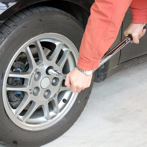 Meltec Car Tire Replacement Tool Torque Wrench (with Setting Scale) Meltec Compatible with Aluminum Wheels, Thin Long Socket 19/21mm, Blow Case & Exte
