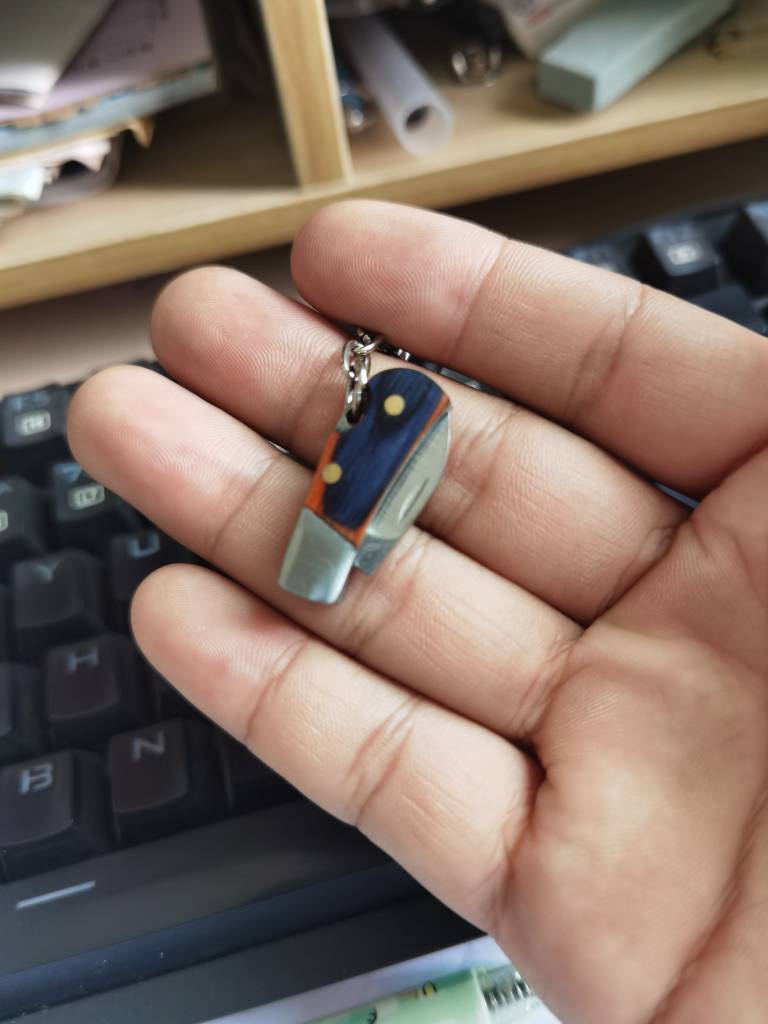 Despachetare din oțel inoxidabil, livrare rapidă, lemn de culoare, cuțit mic, ascuțit, pliabil, lamă mică, breloc portabil, cuțit mic pentru agățat