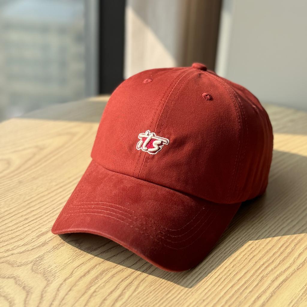 Korean-style all-season hat for men and women, with three-dimensional letter embroidery, soft-top baseball cap, casual and versatile, trendy duckbill