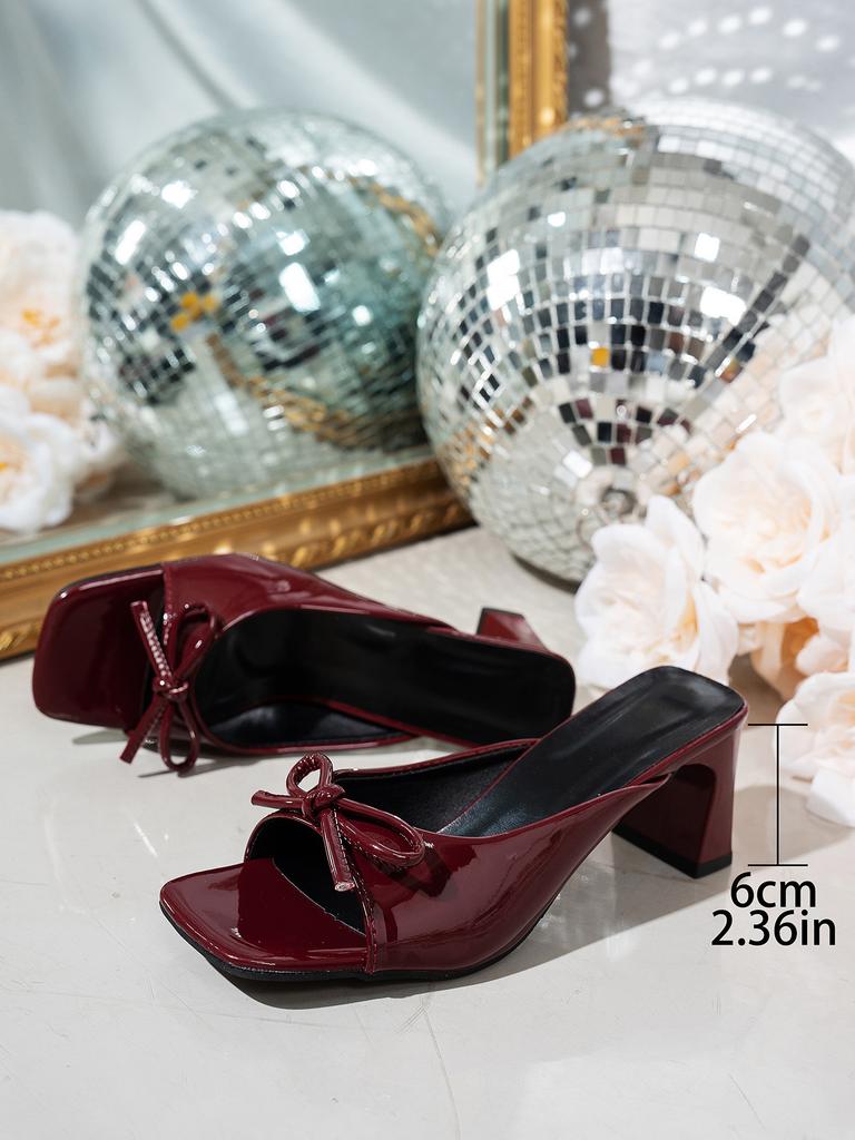 French high-heeled slippers women's 2025 new summer outer wear square head thick heel one-word drag temperament bow cool slippers