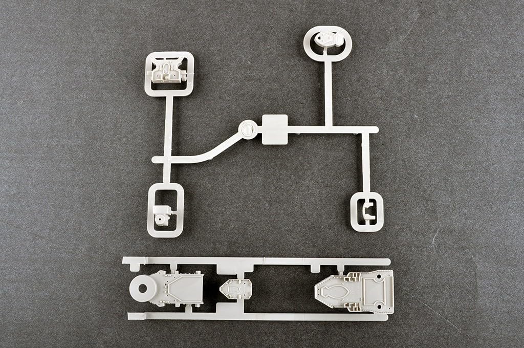 Trumpeter 1/700 German Navy Battleship Gneisenau Plastic Model 06736 Molded Color